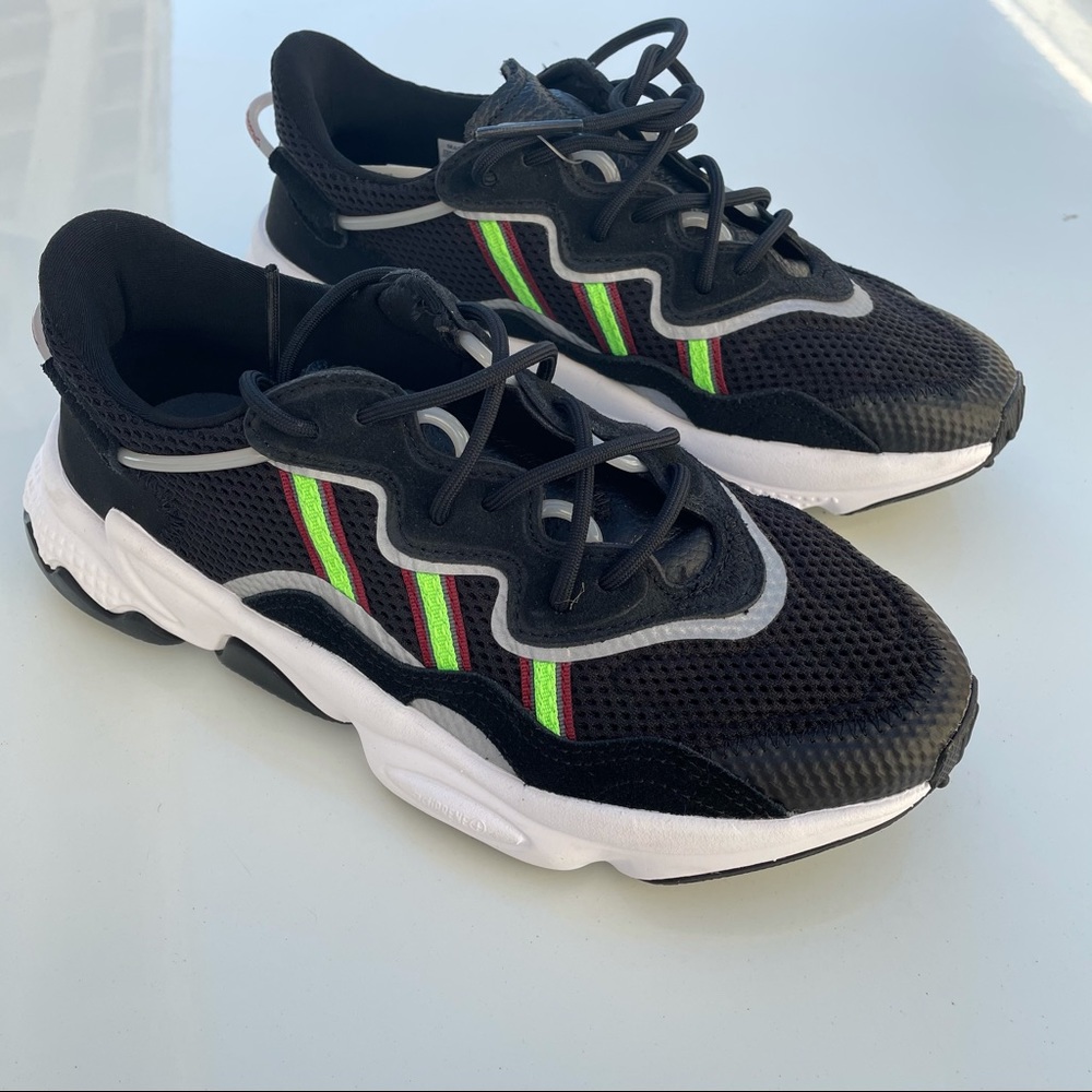 Adidas Originals Ozweego Youth Shoes